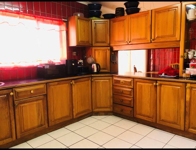 4 BEDROOM FREESTANDING FOR SALE IN MARBURG